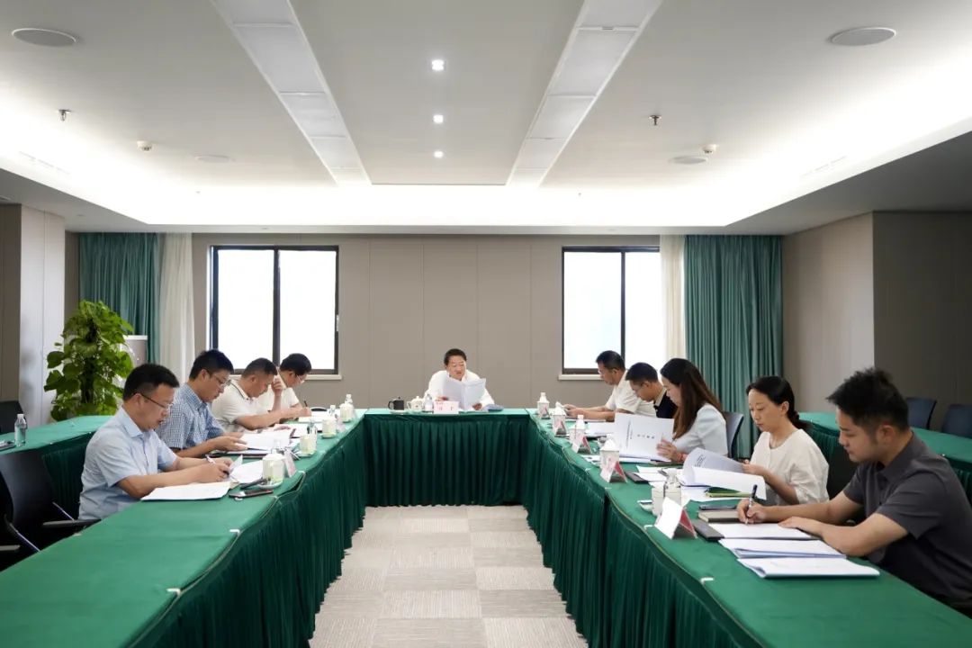 省尊龙凯时集团党委书记、董事长任丁主持尊龙凯时党校第2次校务委员会集会